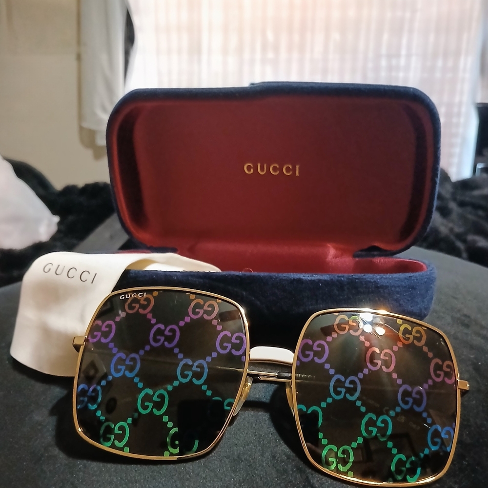 Like New! Gucci GG0414S 003 60mm Multicolor Logo Sunglasses